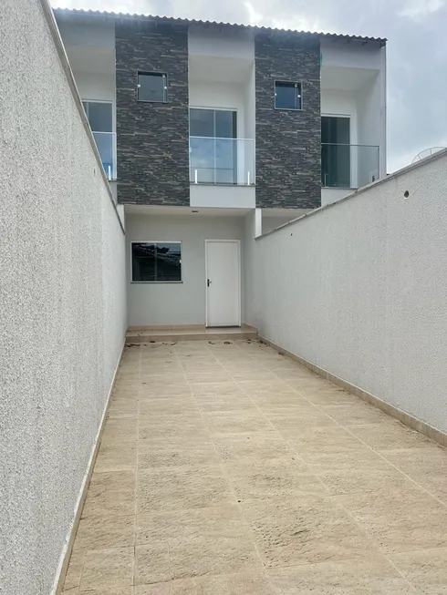 Foto 1 de Casa com 2 Quartos à venda, 90m² em Curicica, Rio de Janeiro