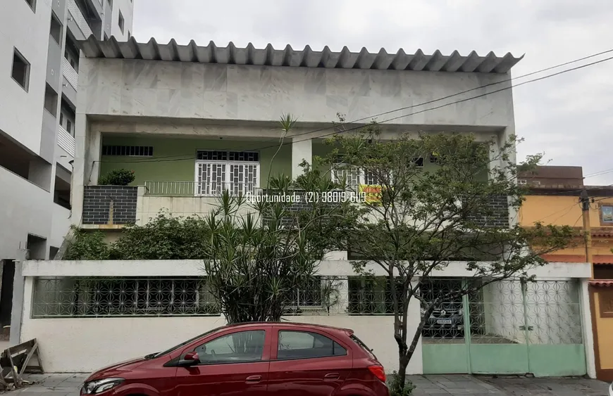 Foto 1 de Sobrado com 5 Quartos à venda, 437m² em  Vila Valqueire, Rio de Janeiro
