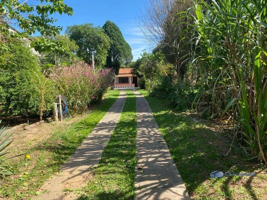 Foto 1 de Fazenda/Sítio com 2 Quartos à venda, 2248m² em Jardim Sao Gabriel, Jacareí