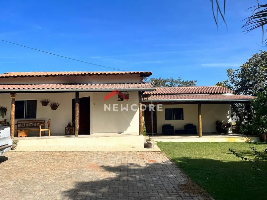 Foto 1 de Casa de Condomínio com 3 Quartos à venda, 300m² em Campo de Santana, Prudente de Morais