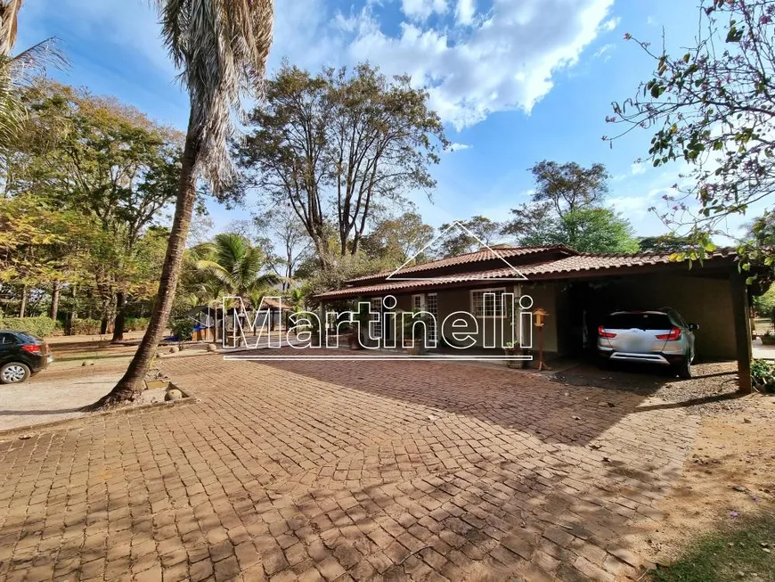 Foto 1 de Fazenda/Sítio com 3 Quartos para alugar, 197m² em Parque São Sebastião, Ribeirão Preto