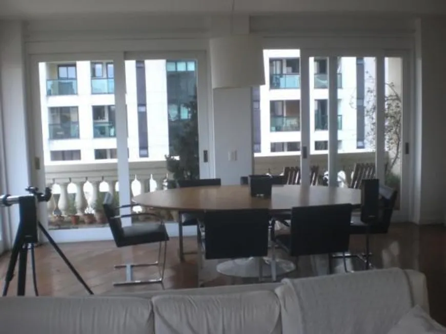 Foto 1 de Apartamento com 4 Quartos à venda, 246m² em Alto de Pinheiros, São Paulo
