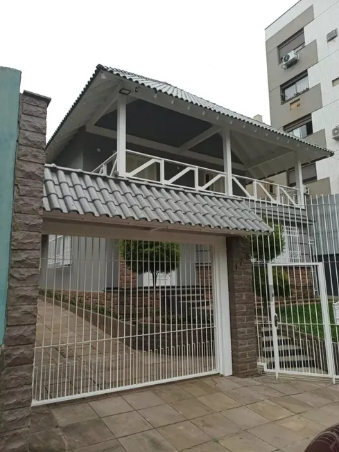 Foto 1 de Casa com 4 Quartos para alugar, 515m² em Petrópolis, Porto Alegre