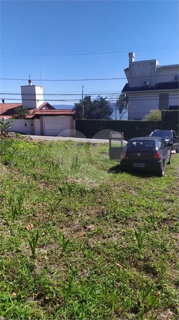 Foto 1 de Lote/Terreno à venda, 807m² em Cacupé, Florianópolis