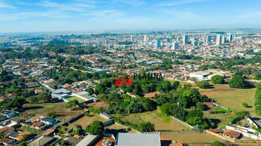 Foto 1 de Fazenda/Sítio com 2 Quartos à venda, 450m² em Barreiro, Jaboticabal