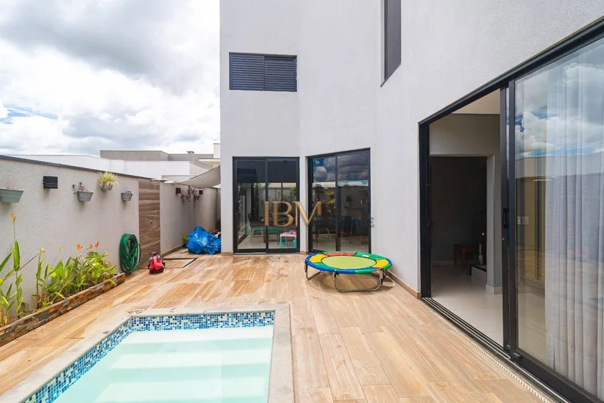 Foto 1 de Casa de Condomínio com 3 Quartos à venda, 207m² em Jardim San Marco, Ribeirão Preto