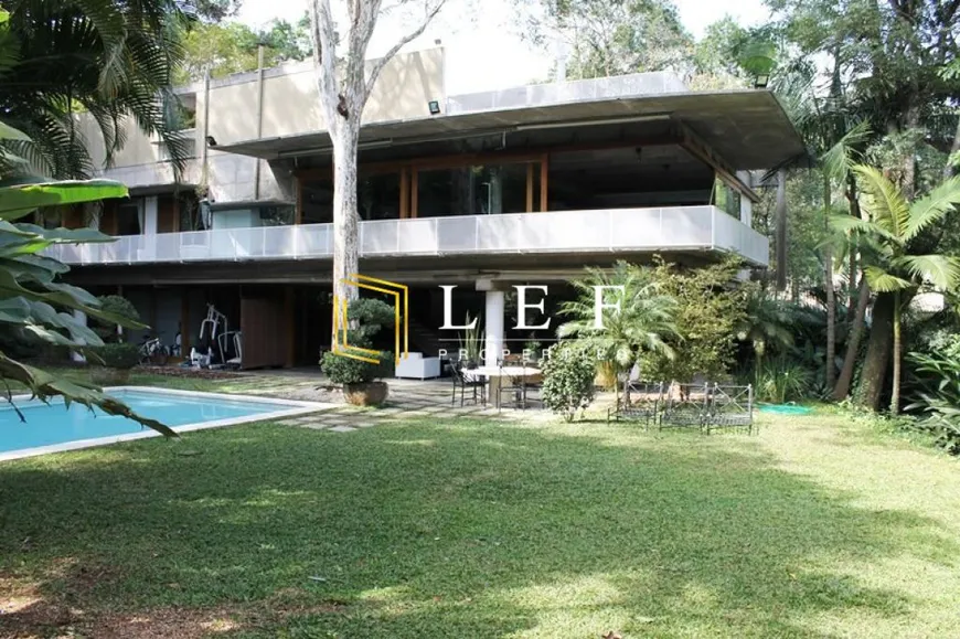 Foto 1 de Casa com 4 Quartos à venda, 770m² em Jardim Morumbi, São Paulo