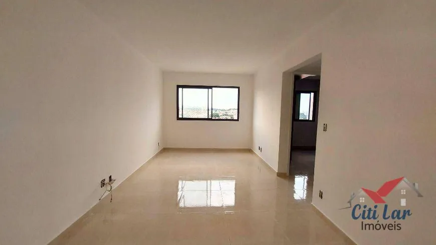 Foto 1 de Apartamento com 2 Quartos à venda, 60m² em Vila Mangalot, São Paulo