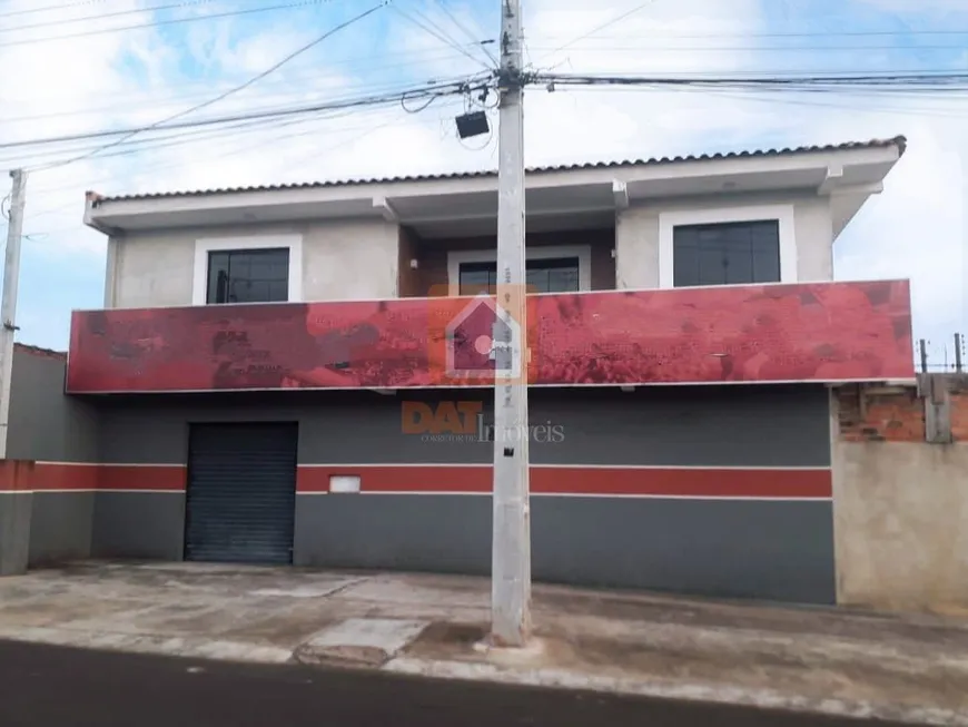 Foto 1 de Sobrado com 2 Quartos à venda, 200m² em Cara Cara, Ponta Grossa