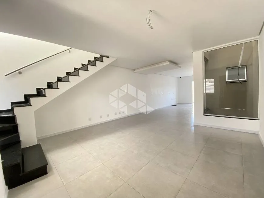 Foto 1 de Casa com 3 Quartos à venda, 123m² em Mont Serrat, Canoas