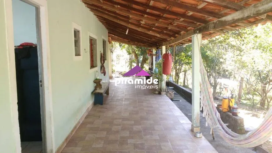 Foto 1 de Fazenda/Sítio com 3 Quartos à venda, 150m² em Zona Rural, Monteiro Lobato