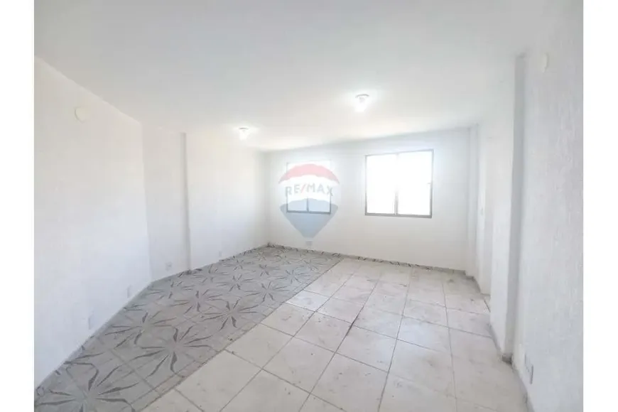 Foto 1 de Apartamento com 1 Quarto à venda, 44m² em Santa Cruz, Rio de Janeiro