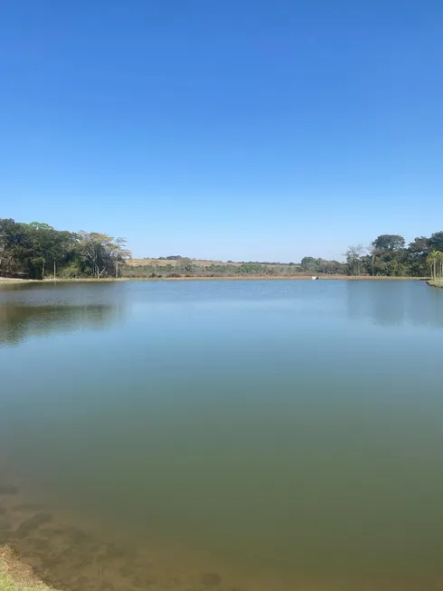 Foto 1 de Fazenda/Sítio à venda, 3m² em , Piracanjuba