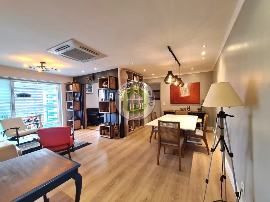 Foto 1 de Apartamento com 3 Quartos à venda, 116m² em Barra da Tijuca, Rio de Janeiro