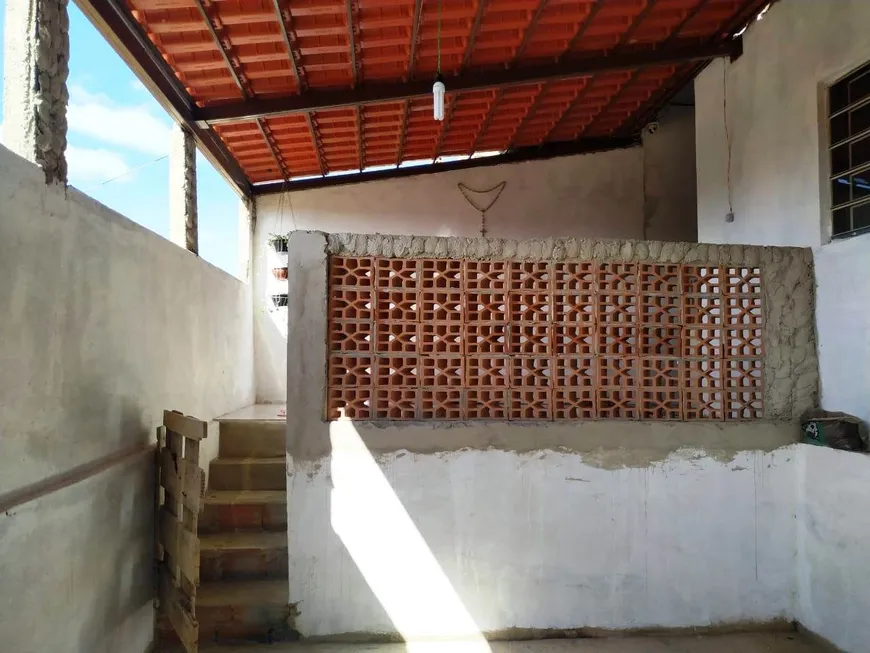 Foto 1 de Casa com 2 Quartos à venda, 90m² em FRANCISCADRIANGELA, Ribeirão das Neves