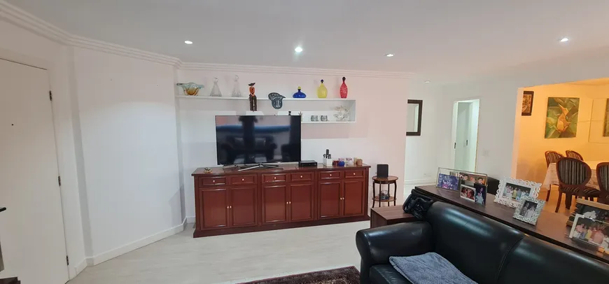 Foto 1 de Apartamento com 3 Quartos para venda ou aluguel, 147m² em Brooklin, São Paulo