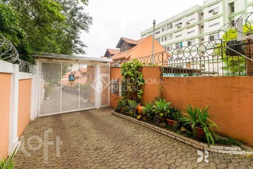 Foto 1 de Casa de Condomínio com 3 Quartos à venda, 131m² em Tristeza, Porto Alegre