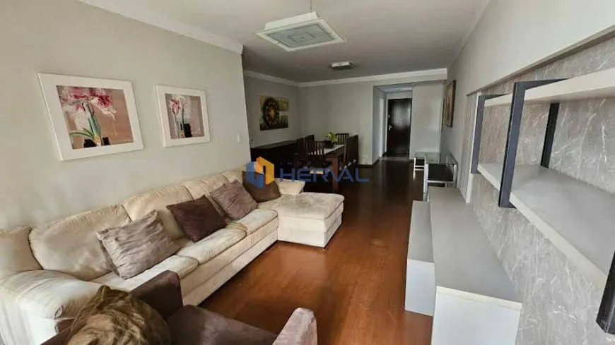 Foto 1 de Apartamento com 3 Quartos à venda, 110m² em Zona 07, Maringá