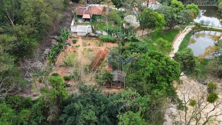 Foto 1 de Fazenda/Sítio com 3 Quartos à venda, 9000m² em Zona Rural, Jacutinga