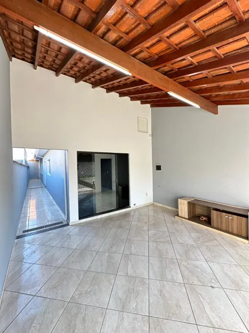 Foto 1 de Casa com 2 Quartos à venda, 90m² em Jardim Planalto, Salto