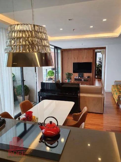 Foto 1 de Flat com 2 Quartos à venda, 107m² em Vila Olímpia, São Paulo