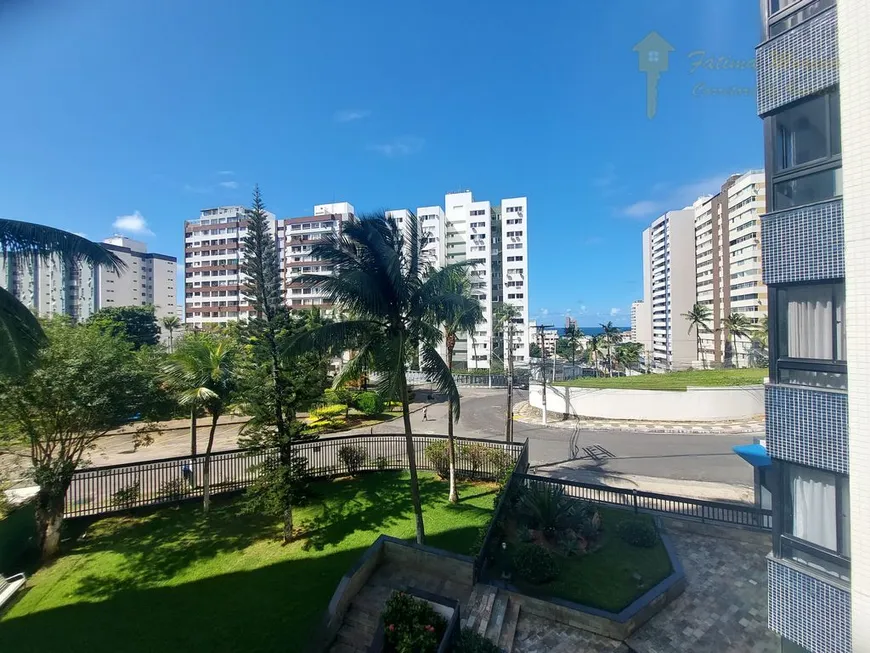 Foto 1 de Apartamento com 4 Quartos à venda, 236m² em Pituba, Salvador