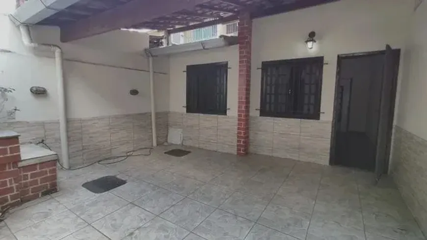 Foto 1 de Casa com 2 Quartos à venda, 70m² em Boca do Rio, Salvador