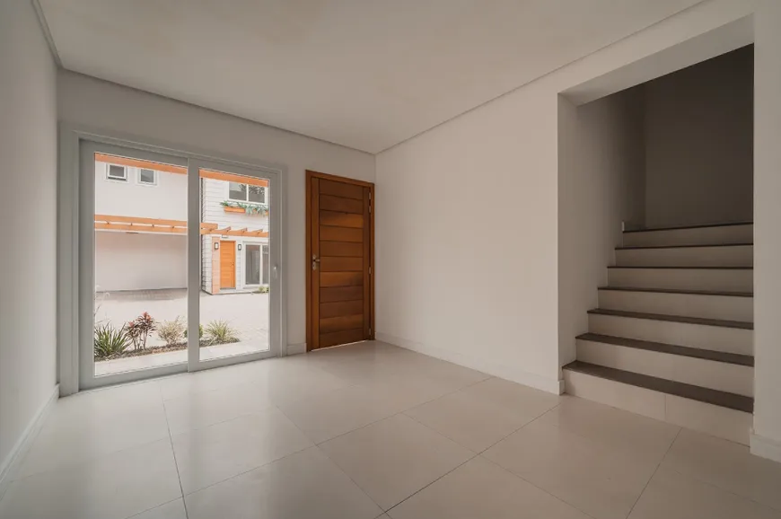 Foto 1 de Casa com 2 Quartos à venda, 83m² em Varzea Grande, Gramado