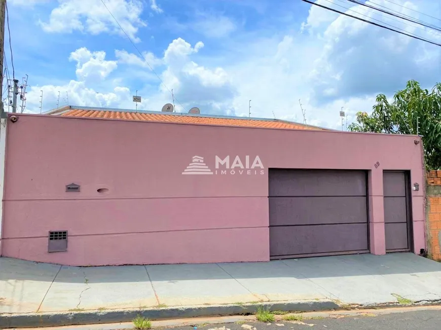 Foto 1 de Casa com 3 Quartos à venda, 154m² em Beija-Flor, Uberaba