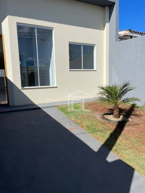 Foto 1 de Casa com 3 Quartos à venda, 78m² em Jardim Tókio, Londrina