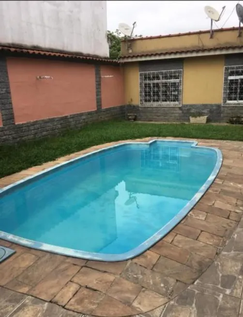 Foto 1 de Casa com 5 Quartos à venda, 120m² em Vila Americana, Volta Redonda