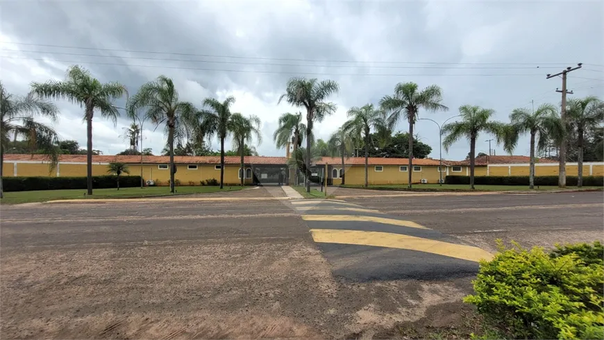 Foto 1 de Lote/Terreno à venda, 2100m² em Vila Pinhal, Itirapina