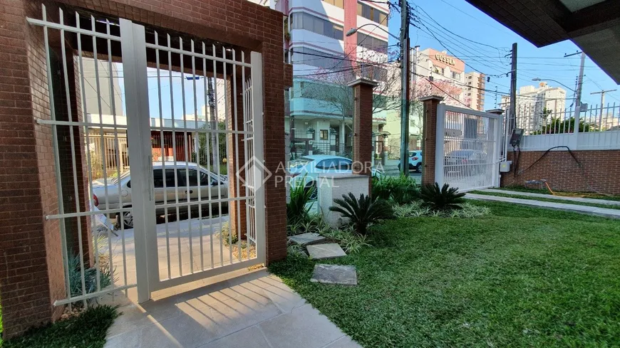 Foto 1 de Apartamento com 2 Quartos à venda, 76m² em Boa Vista, Porto Alegre