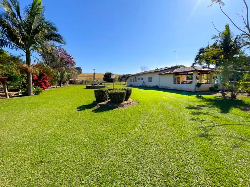 Foto 1 de Fazenda/Sítio com 3 Quartos à venda, 2420m² em Centro, Socorro