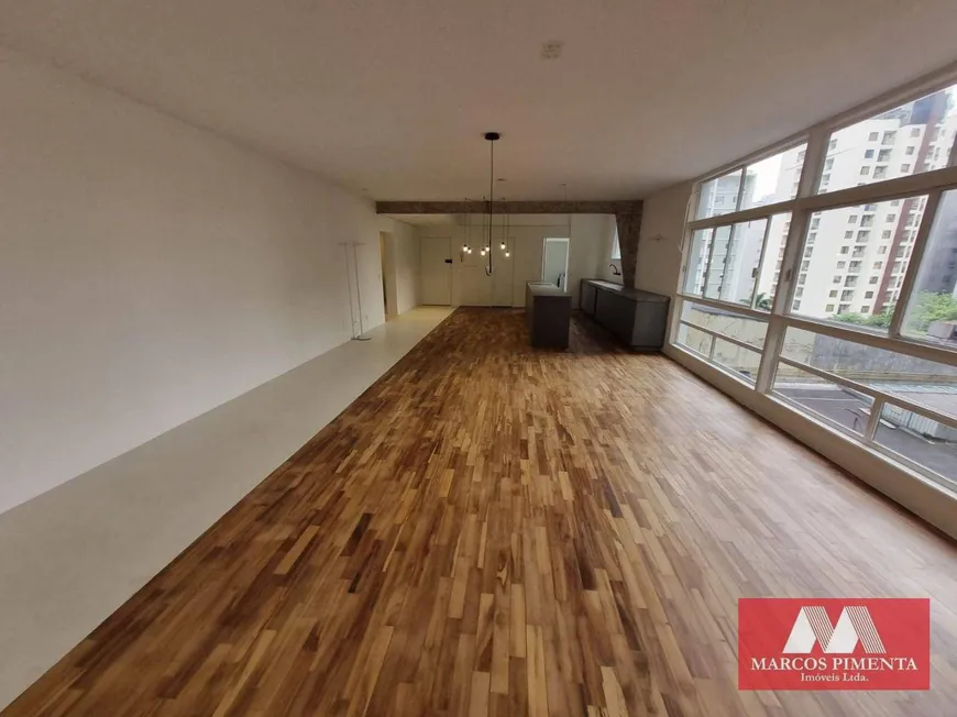 Foto 1 de Apartamento com 2 Quartos à venda, 155m² em Bela Vista, São Paulo