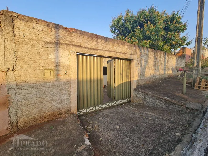 Foto 1 de Casa com 3 Quartos à venda, 150m² em , Ibiporã