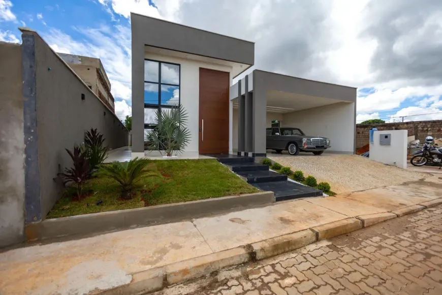 Foto 1 de Casa de Condomínio com 3 Quartos à venda, 300m² em Ponte Alta Norte, Brasília