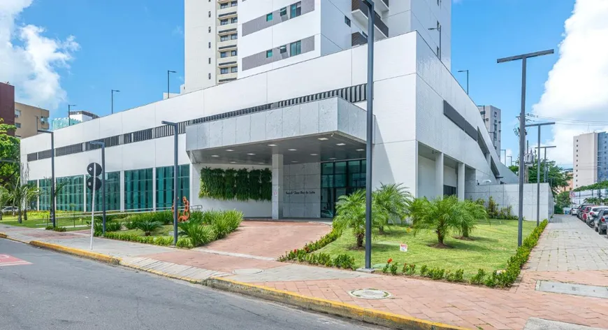 Foto 1 de Flat com 1 Quarto para venda ou aluguel, 25m² em Ilha do Leite, Recife
