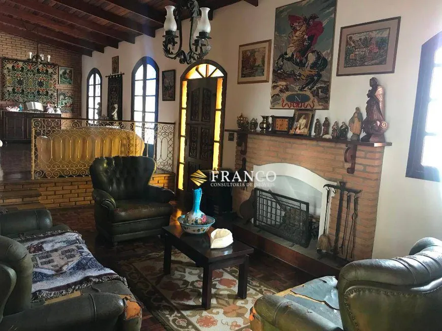 Foto 1 de Casa com 6 Quartos à venda, 350m² em Jardim das Nações, Taubaté