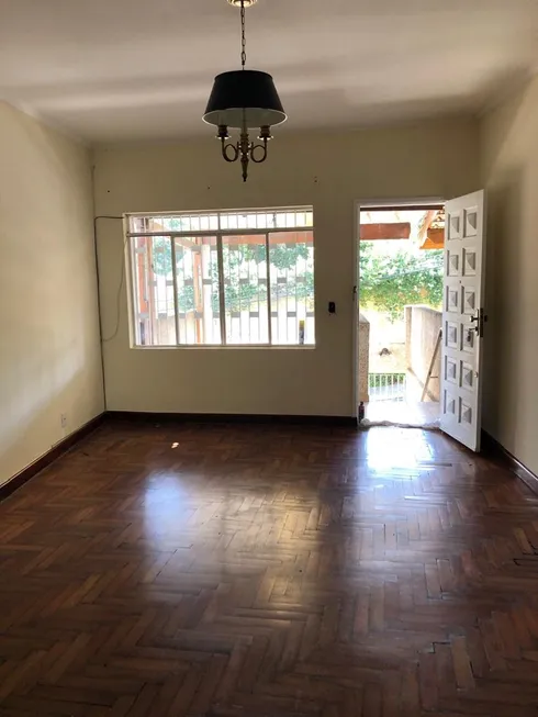 Foto 1 de Sobrado com 3 Quartos à venda, 147m² em Vila Albertina, São Paulo