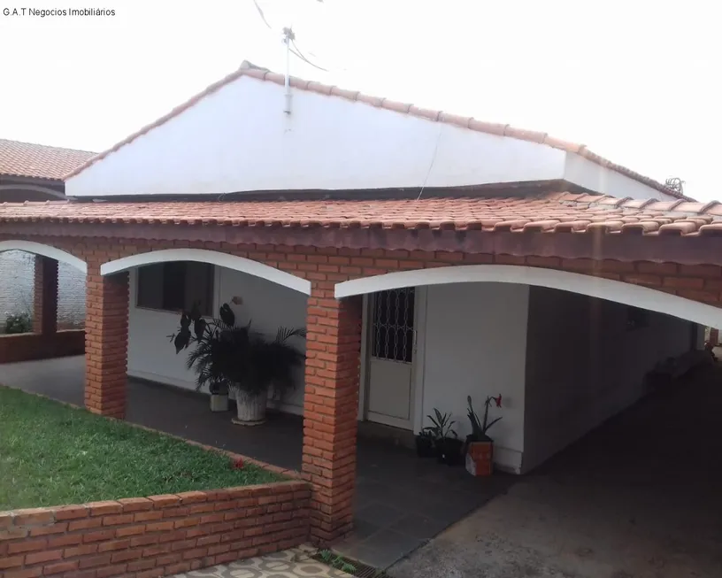 Foto 1 de Casa com 2 Quartos à venda, 240m² em Jardim Casa Nova, Capela do Alto