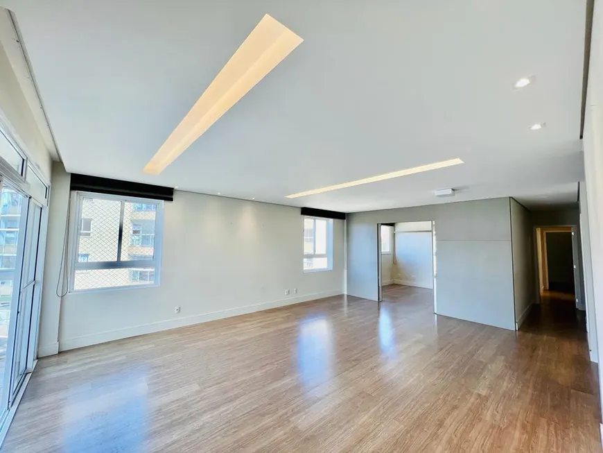 Foto 1 de Apartamento com 4 Quartos à venda, 161m² em Alphaville Lagoa Dos Ingleses, Nova Lima