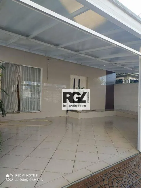 Foto 1 de Casa com 3 Quartos à venda, 180m² em Boqueirão, Santos