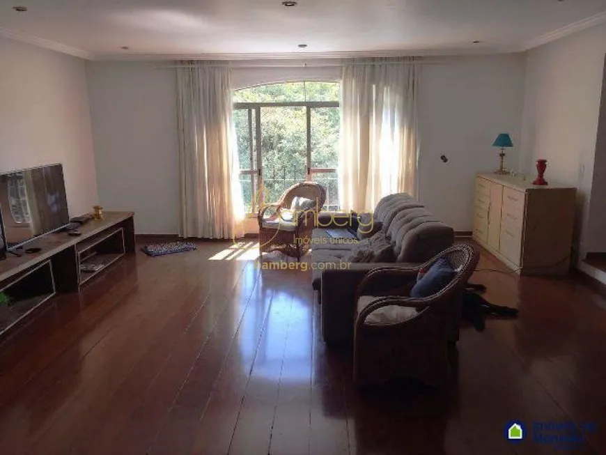 Foto 1 de Apartamento com 3 Quartos à venda, 215m² em Real Parque, São Paulo