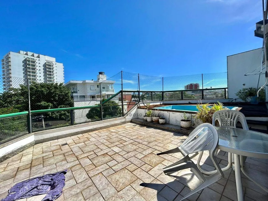 Foto 1 de Cobertura com 4 Quartos para alugar, 330m² em Barra da Tijuca, Rio de Janeiro