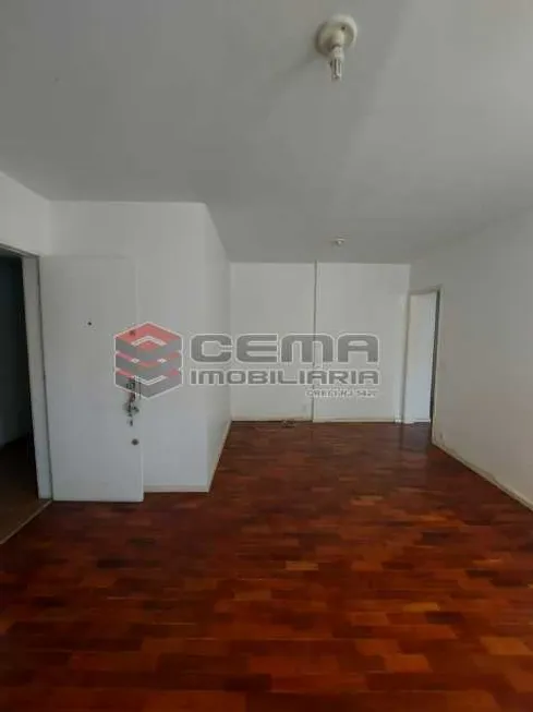 Foto 1 de Apartamento com 2 Quartos à venda, 74m² em Cosme Velho, Rio de Janeiro