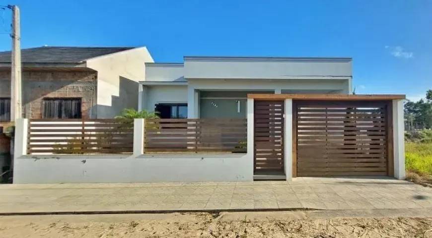 Foto 1 de Casa com 2 Quartos à venda, 100m² em Balneário Bella Torres, Passo de Torres