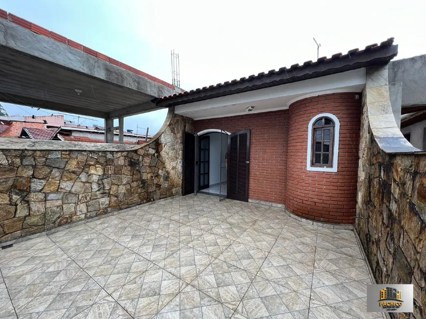 Foto 1 de Casa com 4 Quartos à venda, 159m² em Alves Dias, São Bernardo do Campo