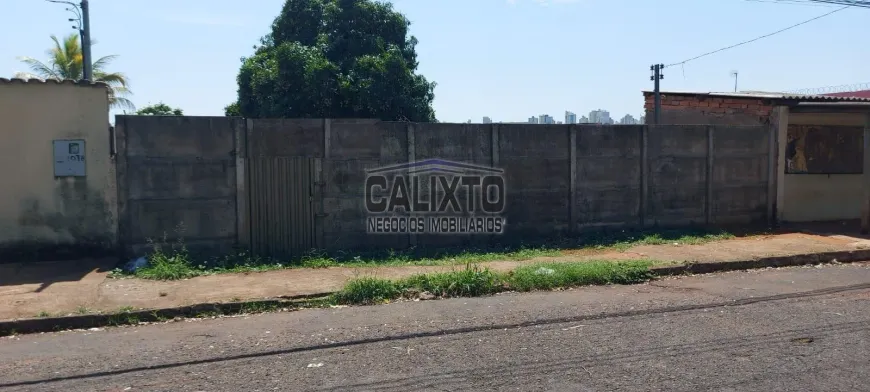 Foto 1 de Lote/Terreno à venda, 360m² em Jaraguá, Uberlândia