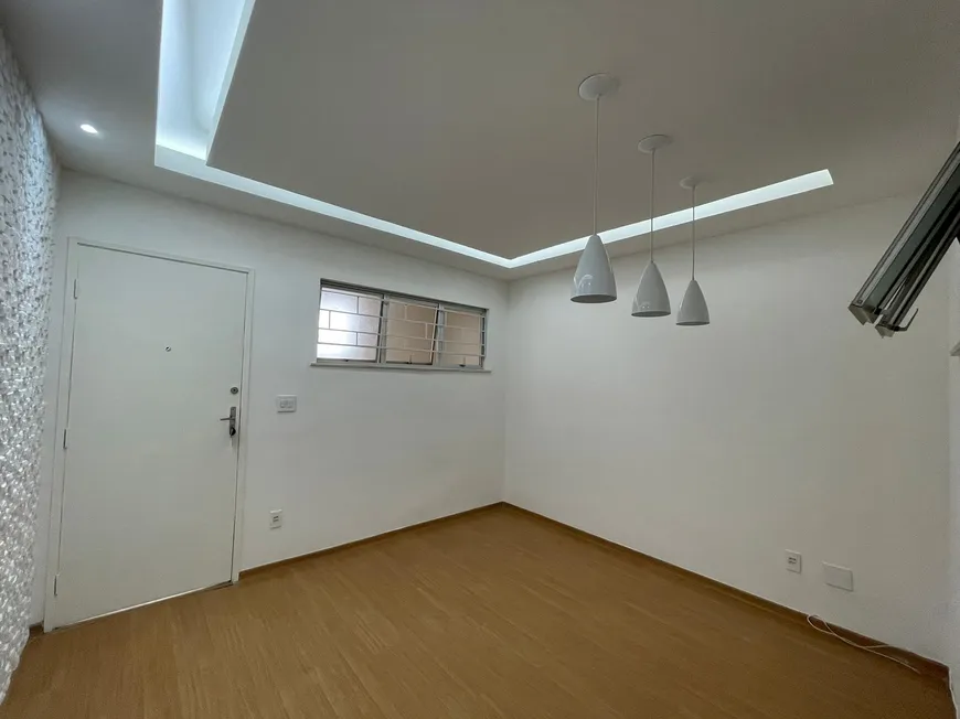 Foto 1 de Apartamento com 1 Quarto para alugar, 55m² em Centro, Juiz de Fora